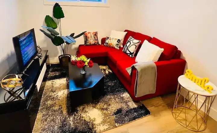 B21 River Valley 2Bd Basement Suite Edmonton