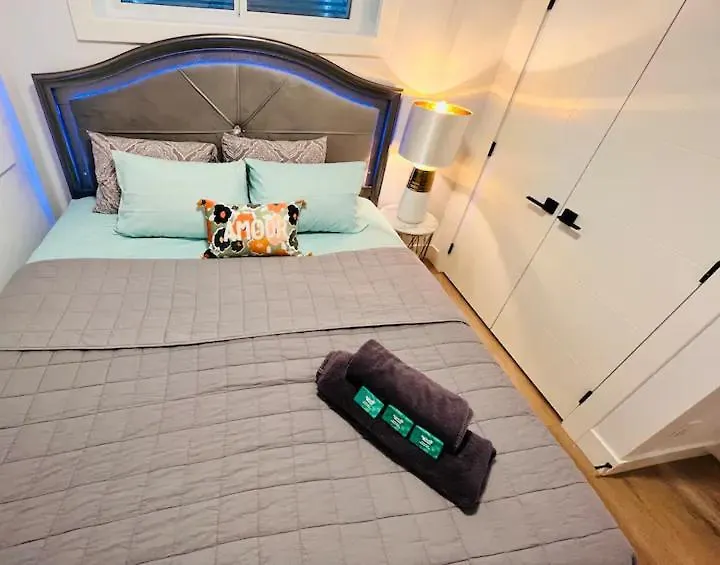 B21 River Valley 2Bd Basement Suite Edmonton 0*,  Canada